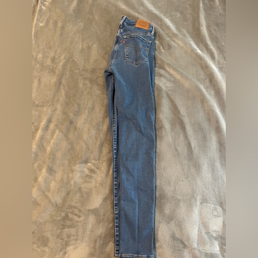 Levi’s skinny jeans